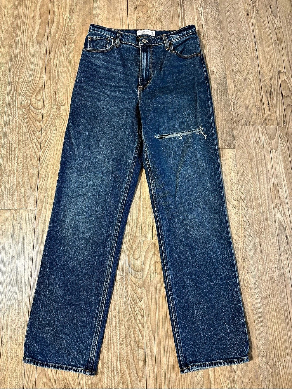 Abercrombie & Fitch The '90s Straight Ultra High Rise Jeans Blue Waist 29